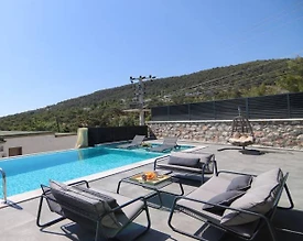 Kaş İslamlar'da Balayı Çiftlerine Uygun, Özel Havuzlu, Konforlu Villa - 2