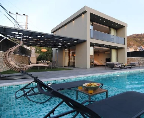 Kaş İslamlar'da Balayı Çiftlerine Uygun, Özel Havuzlu, Konforlu Villa - 1