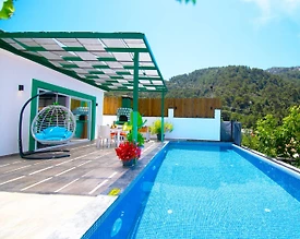 Kaş İslamlar'da Balayı Çiftlerine Uygun, Özel Havuzlu, Kiralık Villa - 2