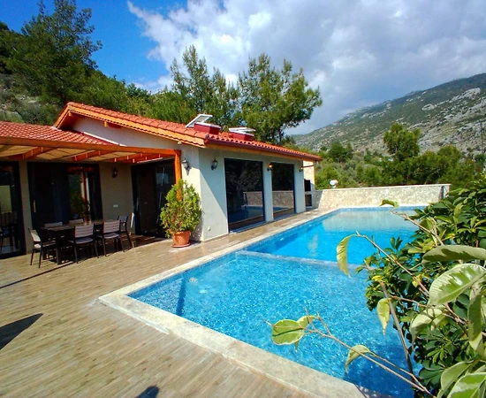 Kaş İslamlar'da Benzersiz Doğa İçerisinde, Özel Havuzlu, Lüks Villa - 1