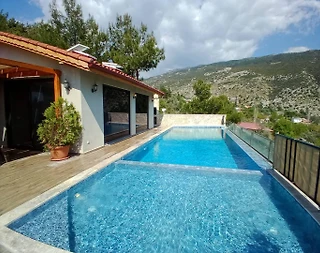 Kaş İslamlar'da Benzersiz Doğa İçerisinde, Özel Havuzlu, Lüks Villa - 3