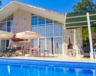 Kaş İslamlar'da Çekirdek Ailelere Uygun, Özel Havuzlu, Bahçeli Villa - 3