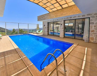 Kaş İslamlar'da Çekirdek Ailelere Uygun, Özel Havuzlu, Ferah Villa - 1