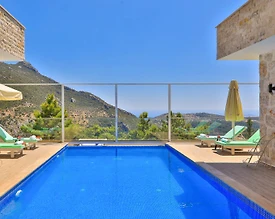 Kaş İslamlar'da Çekirdek Ailelere Uygun, Özel Havuzlu, Ferah Villa - 2