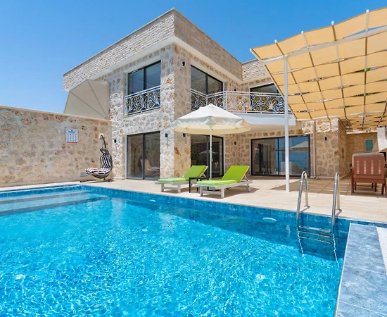 Kaş İslamlar'da Çekirdek Ailelere Uygun, Özel Havuzlu, İkiz Villa - 1