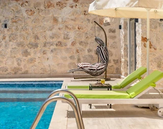 Kaş İslamlar'da Çekirdek Ailelere Uygun, Özel Havuzlu, İkiz Villa - 4