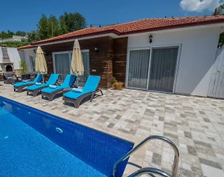 Kaş İslamlar'da Çekirdek Ailelere Uygun, Özel Havuzlu, Konforlu Villa - 1