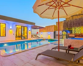 Kaş İslamlar'da Çekirdek Ailelere Uygun, Özel Havuzlu, Modern Villa - 2