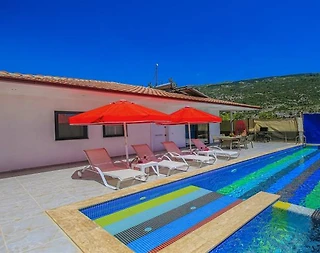 Kaş İslamlar'da Çekirdek Ailelere Uygun, Özel Havuzlu, Modern Villa - 4