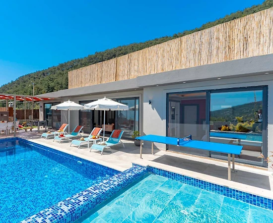Kaş İslamlar'da Deniz Manzaralı, Özel Havuzlu, Jakuzili Villa - 1