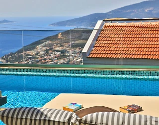 Kaş İslamlar'da Deniz Manzaralı, Özel Havuzlu, Konforlu Villa - 4