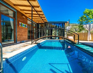 Kaş İslamlar'da Deniz Manzaralı, Havuzlu, Lüks Tatil Villası - 4