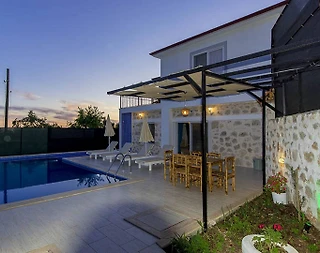 Kaş İslamlar'da Deniz Manzaralı, Özel Havuzlu, 4 Kişilik Villa - 2