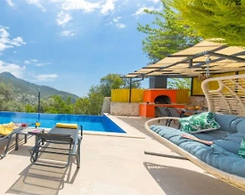 Kaş İslamlar'da Doğa İçerisinde, Açık ve Kapalı Havuzlu, Kiralık Villa - 3