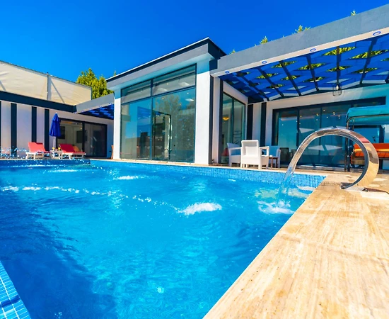 Kaş İslamlar'da Doğa İçerisinde, Isıtmalı Havuzlu, Tatil Villası - 1
