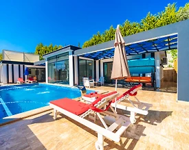 Kaş İslamlar'da Doğa İçerisinde, Isıtmalı Havuzlu, Tatil Villası - 2