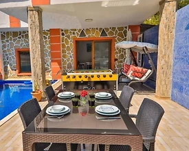 Kaş İslamlar'da Doğa İçerisinde, Özel Havuzlu, Jakuzili Villa - 2