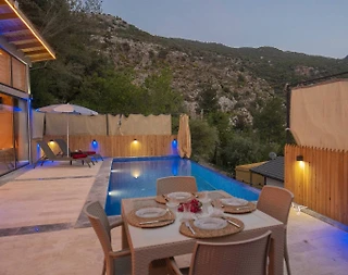 Kaş İslamlar'da Doğa İçerisinde, Özel Havuzlu, Jakuzili Villa - 4