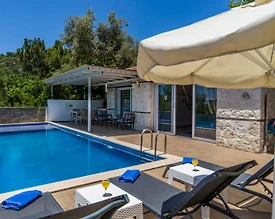 Kaş İslamlar'da Doğa İle İç İçe, Özel Havuzlu, Kiralık Villa - 2