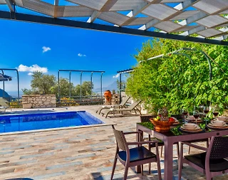 Kaş İslamlar'da Doğa İçerisinde, Özel Havuzlu, Taş Villa - 3