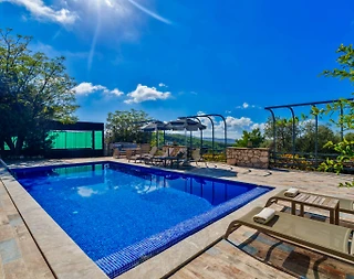 Kaş İslamlar'da Doğa İçerisinde, Özel Havuzlu, Taş Villa - 5