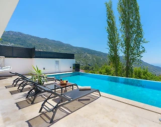 Kaş İslamlar'da Doğa İçerisinde, Sonsuzluk Havuzlu, Muhafazakar Villa - 5