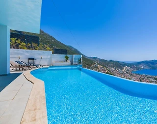 Kaş İslamlar'da Doğa İçerisinde, Sonsuzluk Havuzlu, Kiralık Villa - 4