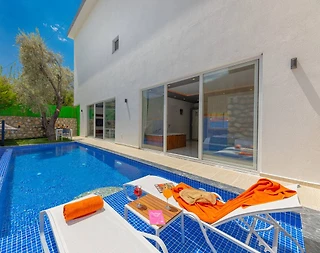 Kaş İslamlar'da Doğa İle İç İçe, Özel Havuzlu, Jakuzili Villa - 1