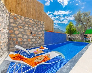 Kaş İslamlar'da Doğa İle İç İçe, Özel Havuzlu, Jakuzili Villa - 2