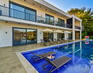 Kaş İslamlar'da Doğa İle İç İçe, Özel Havuzlu, Kiralık Villa - 1