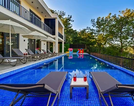 Kaş İslamlar'da Doğa İle İç İçe, Özel Havuzlu, Kiralık Villa - 3