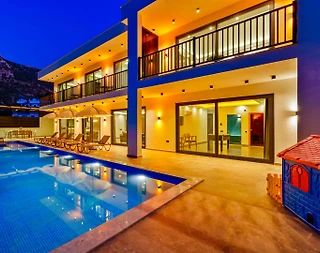 Kaş İslamlar'da Doğa İle İç İçe, Özel Havuzlu, Kiralık Villa - 2