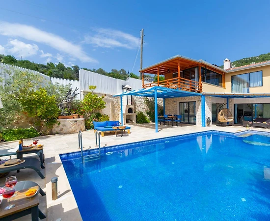 Kaş İslamlar'da Doğa ile İç İçe, Özel Havuzlu, Modern Villa - 1