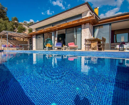 Kaş İslamlar'da Doğa İle İçiçe, Özel Havuzlu, 2+1 Villa - 1