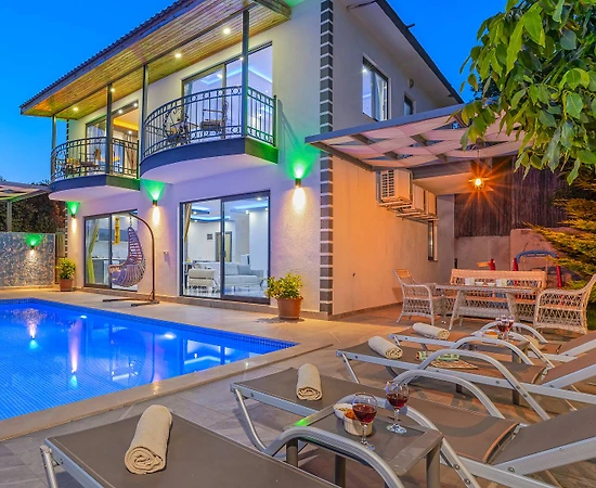 Kaş İslamlar'da Doğa İle İç İçe, Özel Havuzlu, Deniz Manzaralı Villa - 1