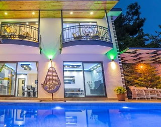 Kaş İslamlar'da Doğa İle İç İçe, Özel Havuzlu, Deniz Manzaralı Villa - 3