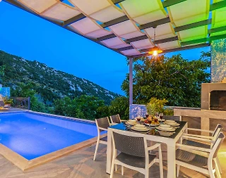 Kaş İslamlar'da Doğa İle İç İçe, Özel Havuzlu, Deniz Manzaralı Villa - 5