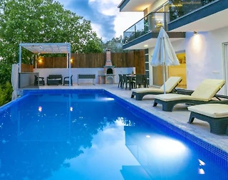 Kaş İslamlar'da Doğa İle İç içe, Özel Havuzlu, Lüks Villa - 4