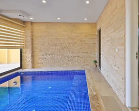 Kaş İslamlar'da Doğa Manzaralı, Isıtmalı Havuzlu, Lüks Villa - 3