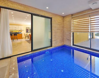 Kaş İslamlar'da Doğa Manzaralı, Isıtmalı Havuzlu, Lüks Villa - 4