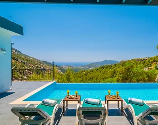 Kaş İslamlar'da Doğa Manzaralı, Özel Havuzlu, Kiralık Villa - 1