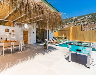 Kaş İslamlar'da Doğa Manzaralı, Özel Havuzlu, Konforlu Villa - 4