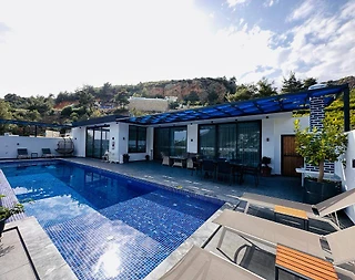 Kaş İslamlar'da Doğa Manzaralı, Özel Havuzlu, Muhafazakar Villa - 1