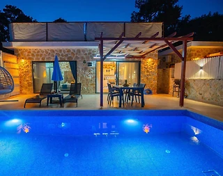 Kaş İslamlar'da Doğayla Baş Başa, Özel Havuzlu, 4 Kişilik Villa - 2