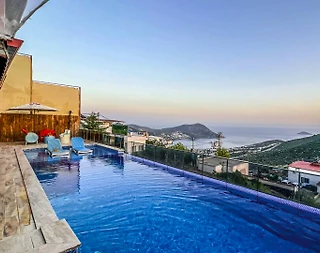 Kaş İslamlar'da Enfes Doğa Manzaralı, Özel Havuzlu, Konforlu Villa - 2