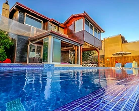 Kaş İslamlar'da Enfes Doğa Manzaralı, Özel Havuzlu, Konforlu Villa - 3