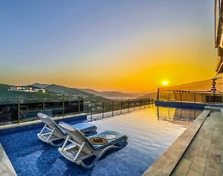 Kaş İslamlar'da Enfes Doğa Manzaralı, Özel Havuzlu, Konforlu Villa - 4