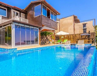 Kaş İslamlar'da Enfes Doğa Manzaralı, Özel Havuzlu, Konforlu Villa - 2