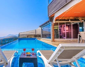 Kaş İslamlar'da Enfes Doğa Manzaralı, Özel Havuzlu, Konforlu Villa - 3