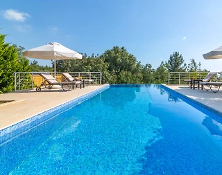 Kaş İslamlar'da Geniş Ailelere Uygun, Özel Havuzlu, 3+1 Villa - 4